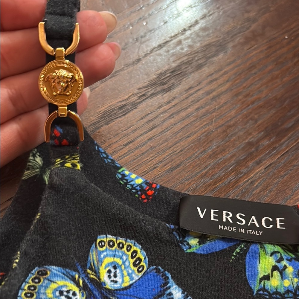 Versace Authentic Design - Picture 4 of 6